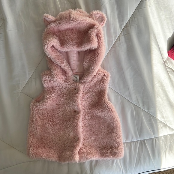 Plush soft pink vest - Picture 1 of 4